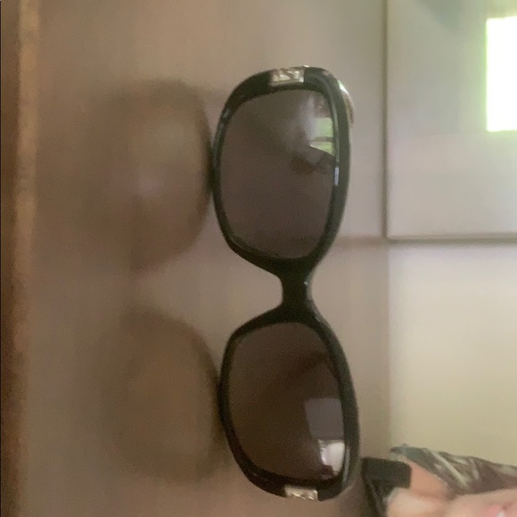 Coach Sunglasses. - Picture 6 of 11